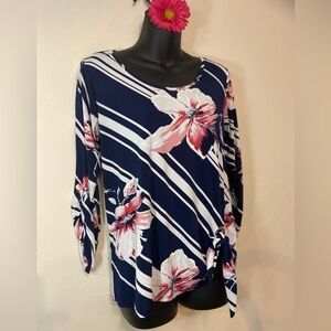 Espresso~3-D Floral Scoop Neck Top~Pinks, Navy, White~Ruched~Sleeves~Size S
